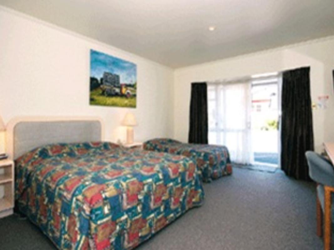 Settlers Motor Lodge Лоуър Хът Екстериор снимка